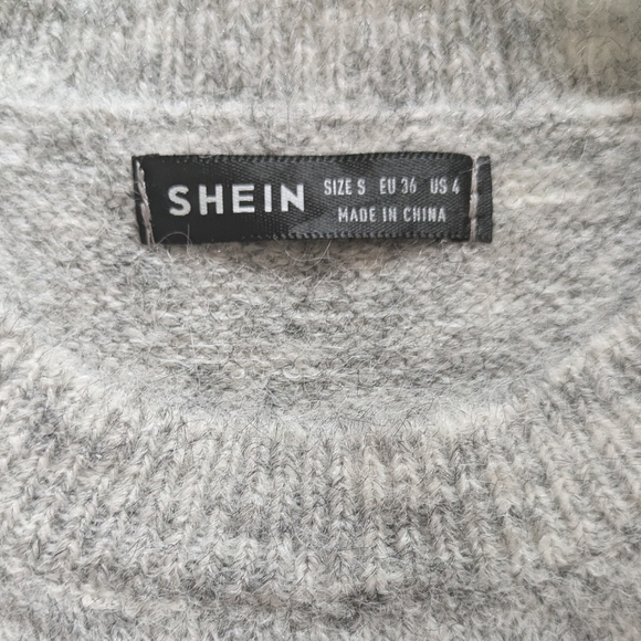 SHEIN Frenchy Heart Pattern Casual Round Neck Short Sleeve Knit Sweater Top - Picture 6 of 7